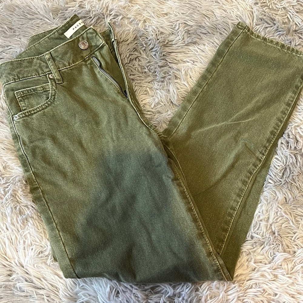Green PacSun mom jeans
